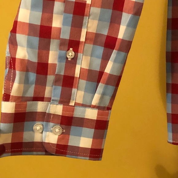 NWT Men’s Lightweight Button Down B7 - Picture 4 of 8